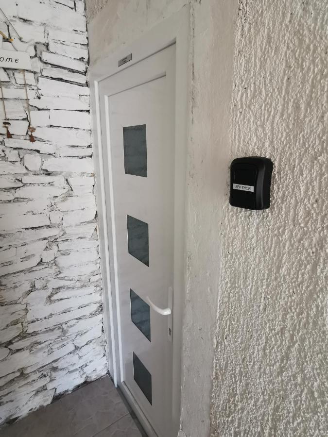Apartment Thor Rijeka Exterior photo